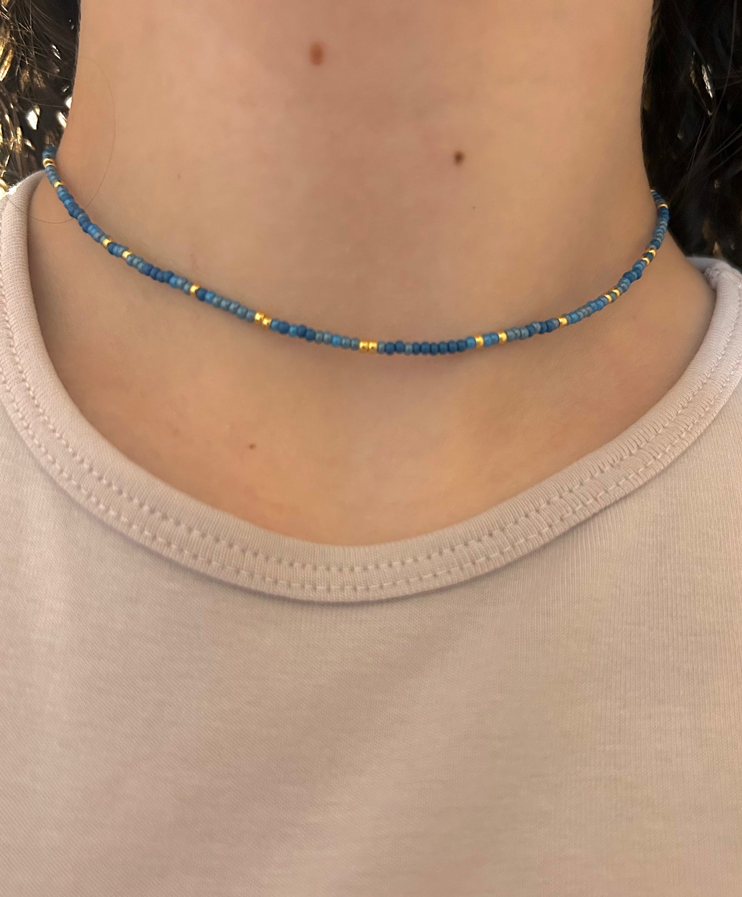 Collier Blue